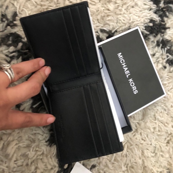 Men’s Wallet - Picture 2 of 2